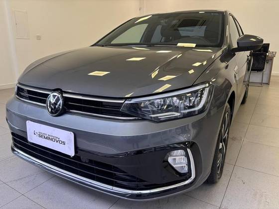 VOLKSWAGEN VIRTUS 1.0 200 TSI HIGHLINE AUTOMÁTICO